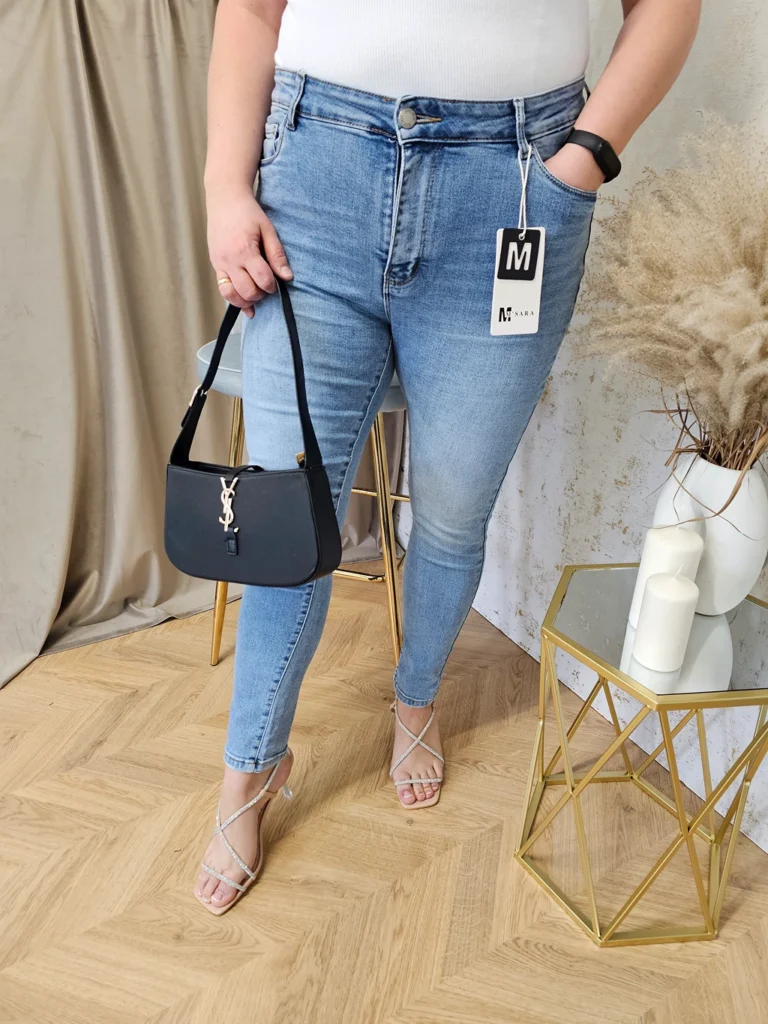 MSARA PLUS SIZE JASNA GŁADKA