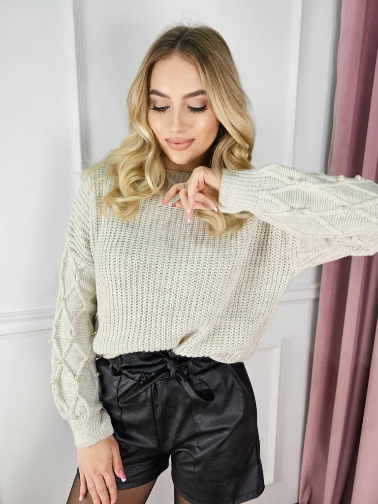 Sweter DALIA z perełkami beżowy