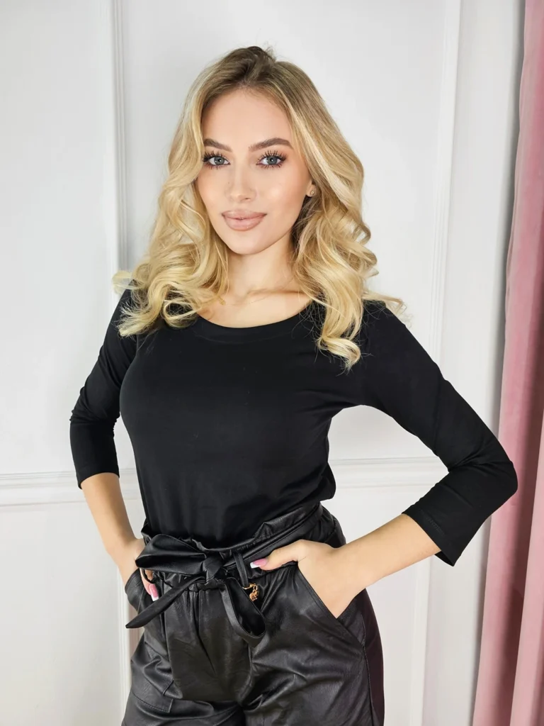 Bluzka JASMIN gładka czarna