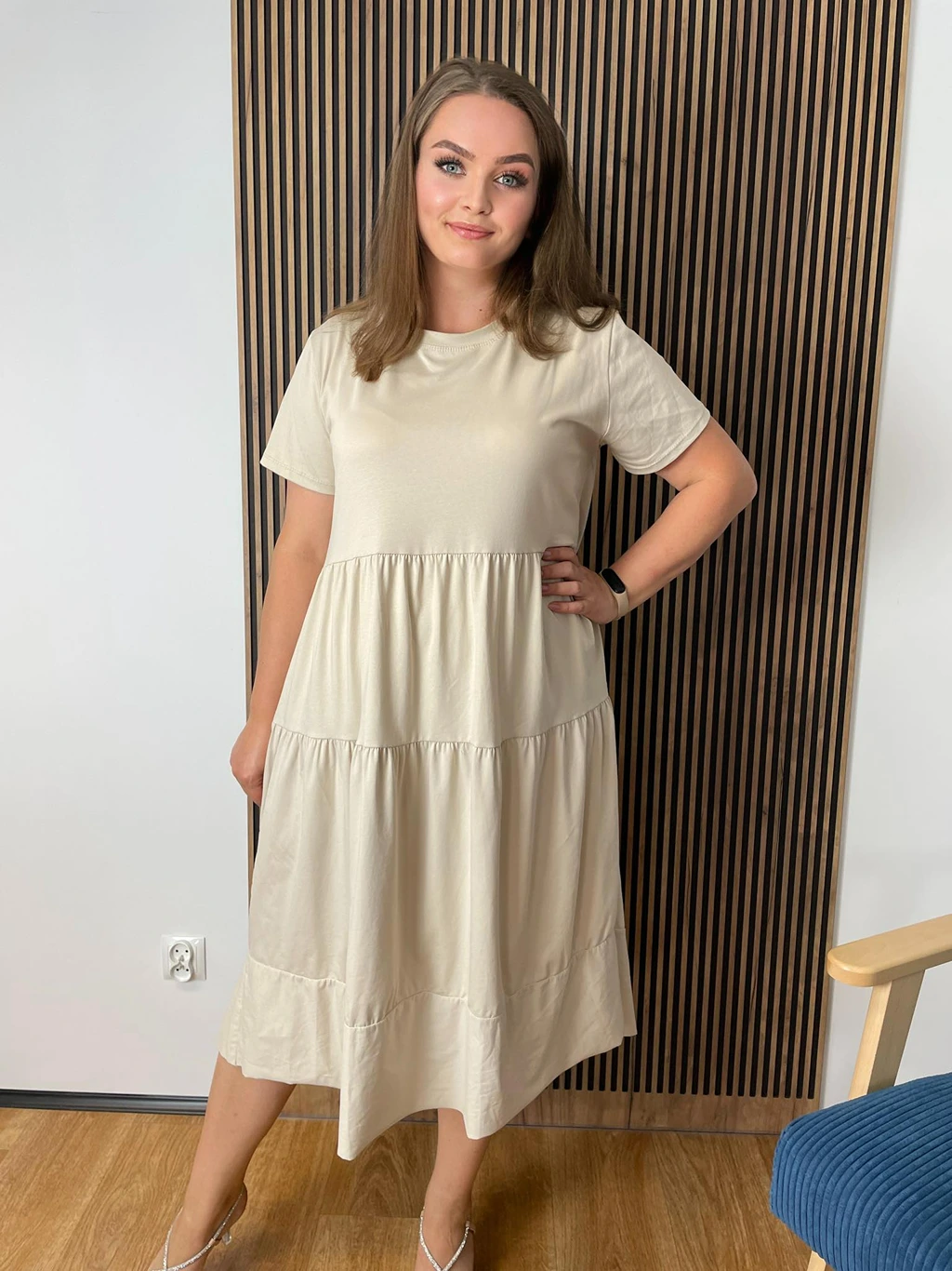 Sukienka NICOLA Plus Size beż