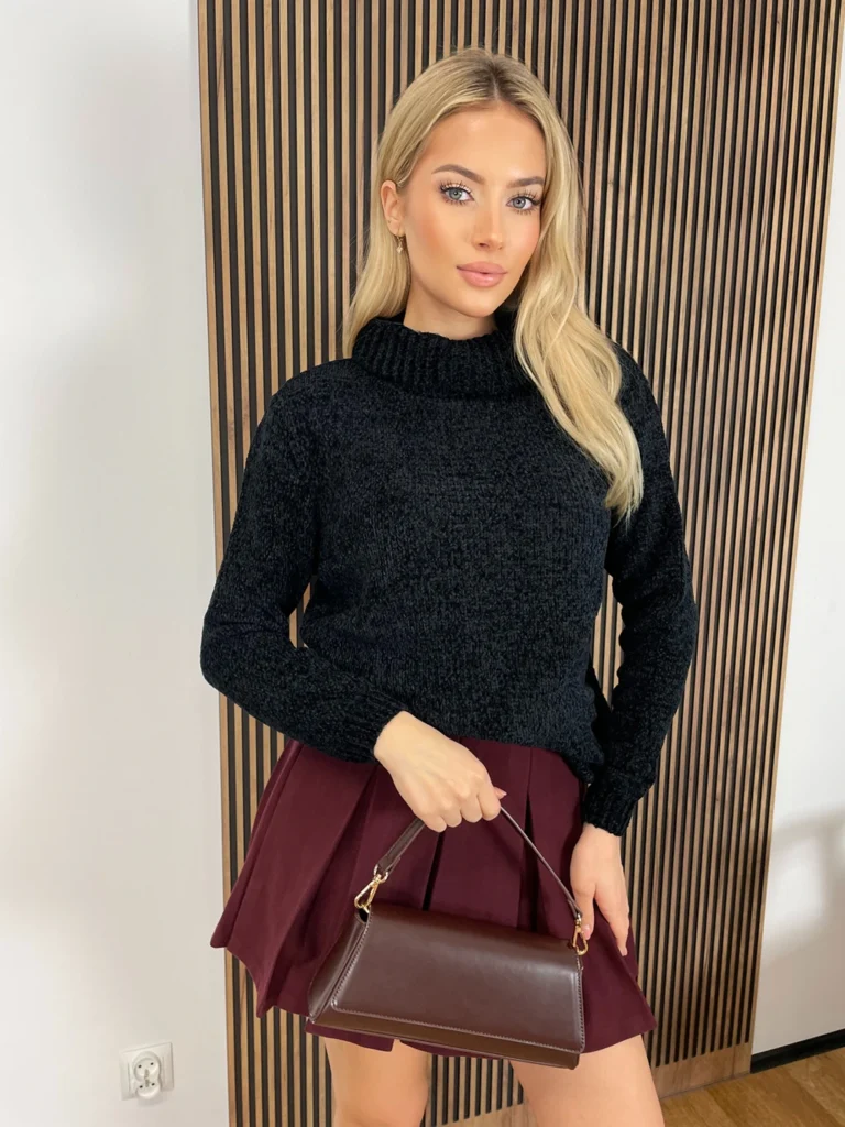 Sweter RUE, miękki, delikatny, oversize, ciepły golf, czarny
