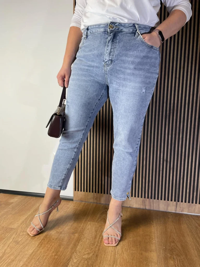 Spodnie jasne z drapkami MSARA mom fit Plus Size