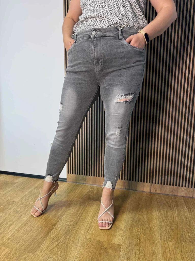 Spodnie PLUS SIZE REDSEVENTY szare z dziurkami