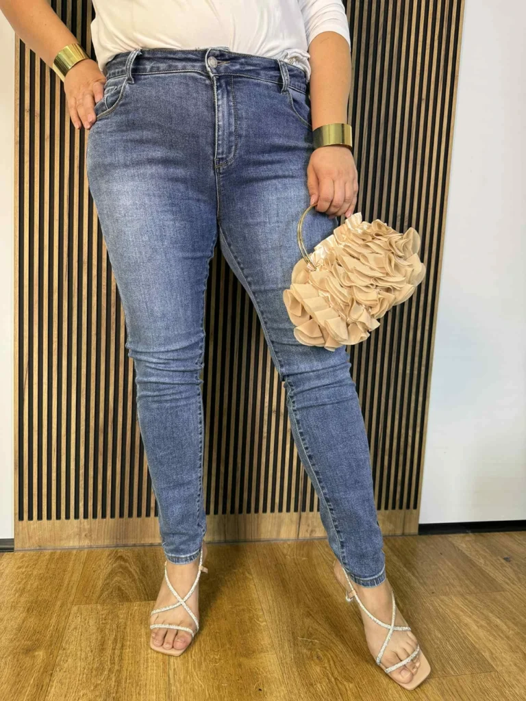 Spodnie PLUS SIZE TRANG pośredni kolor rurki