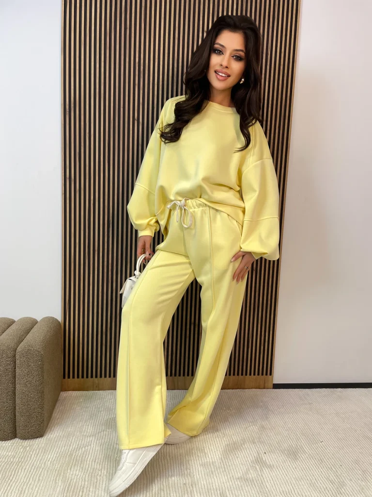 Komplet dresowy damski AZARA szerokie spodnie żółty