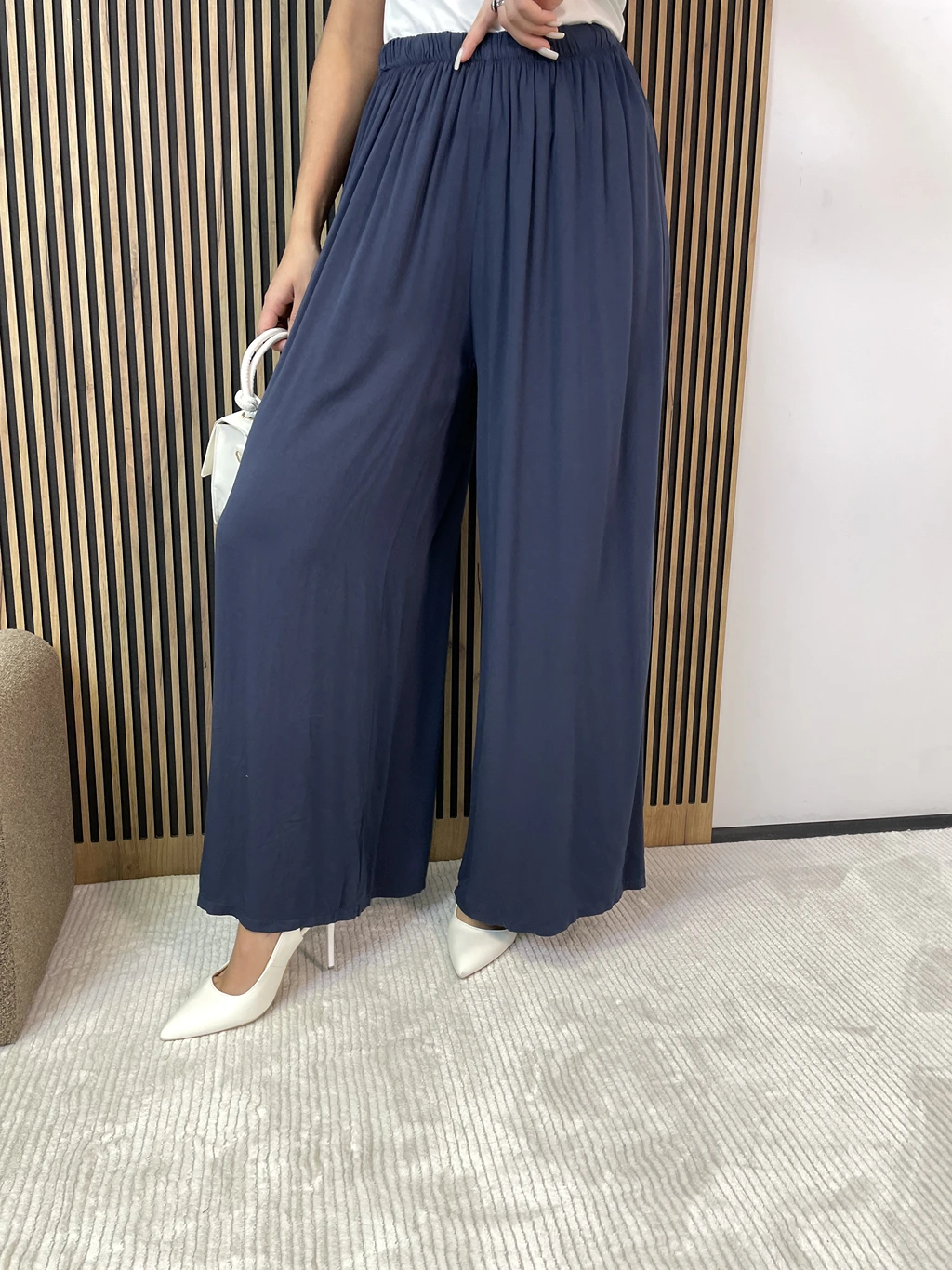 Spodnie damskie szerokie VIVIAN z wiskozy granat