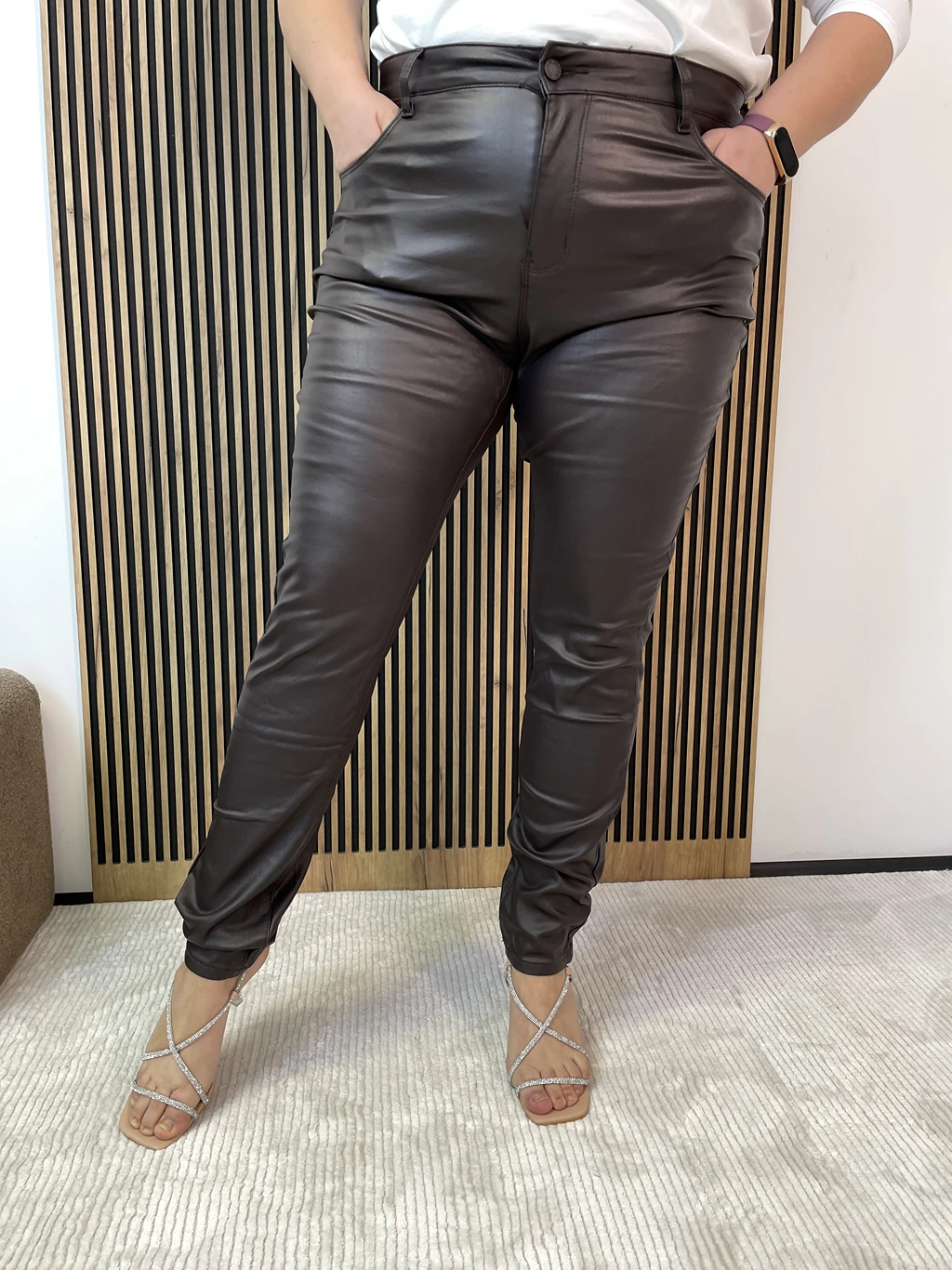 Spodnie damskie TRANG PLUS SIZE ekoskóra, czekoladowe