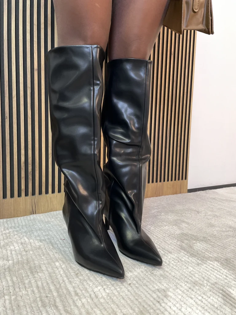 Buty kozaki z szeroką cholewką czarne