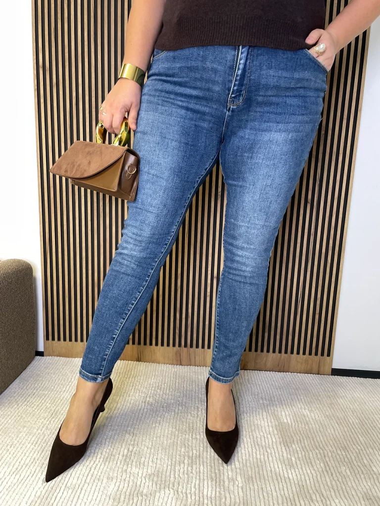 Jeansy spodnie skinny fit PLUS SIZE, klasyczne bez dziur, niebieskie UiUj